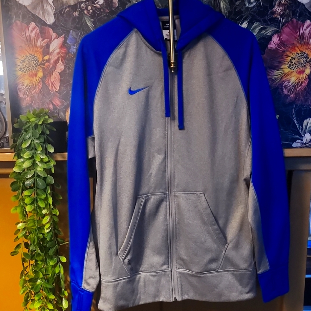 Nike Gray and Blue Therma-Fit Hoodie
